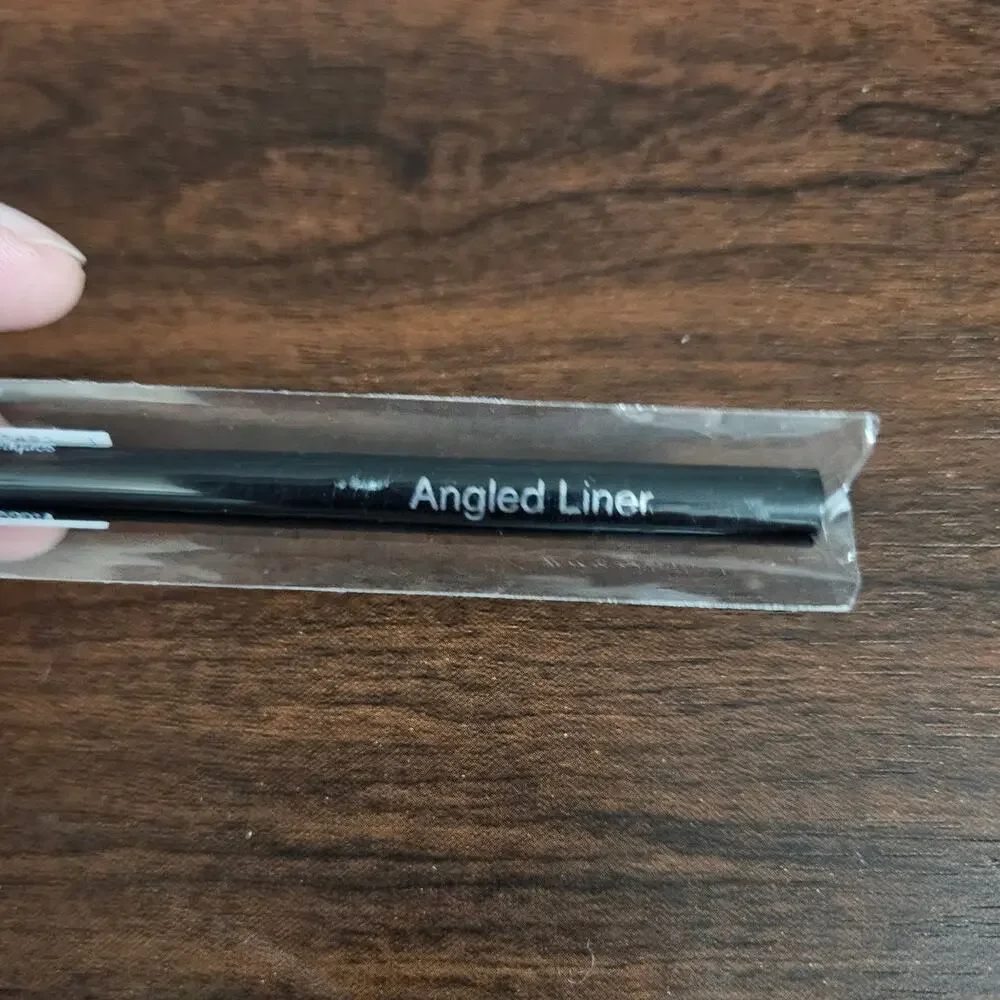 Julep Angled Liner Brush ~ New in Plastic